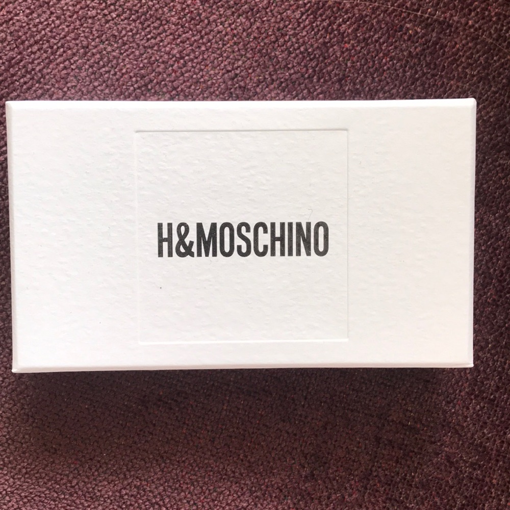 Brand new in box gold Moschino earrings - Picture 2 of 7